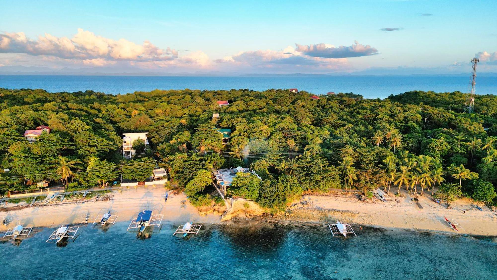 Pilar Pilapil Beach Resort Daanbantayan ภายนอก รูปภาพ
